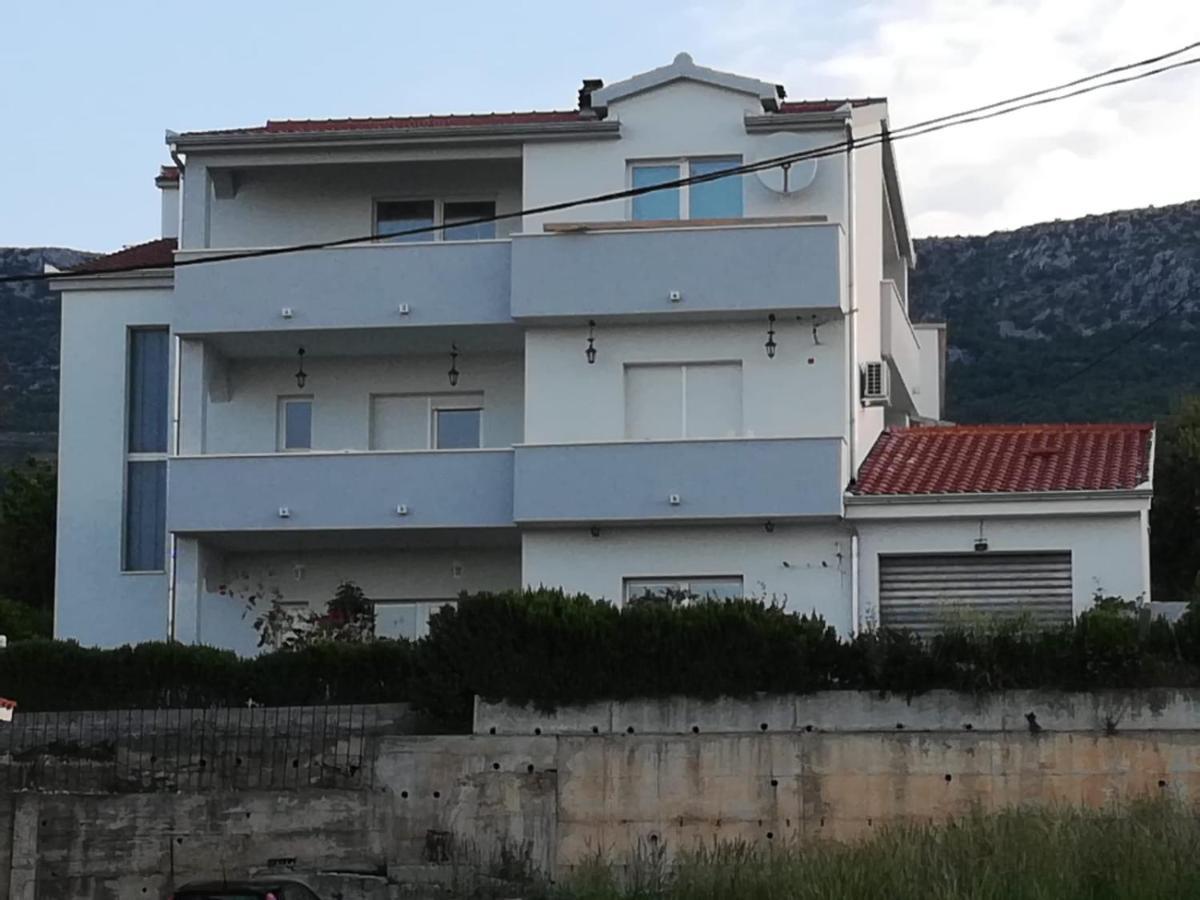Apartment Istuk Kaštela Εξωτερικό φωτογραφία